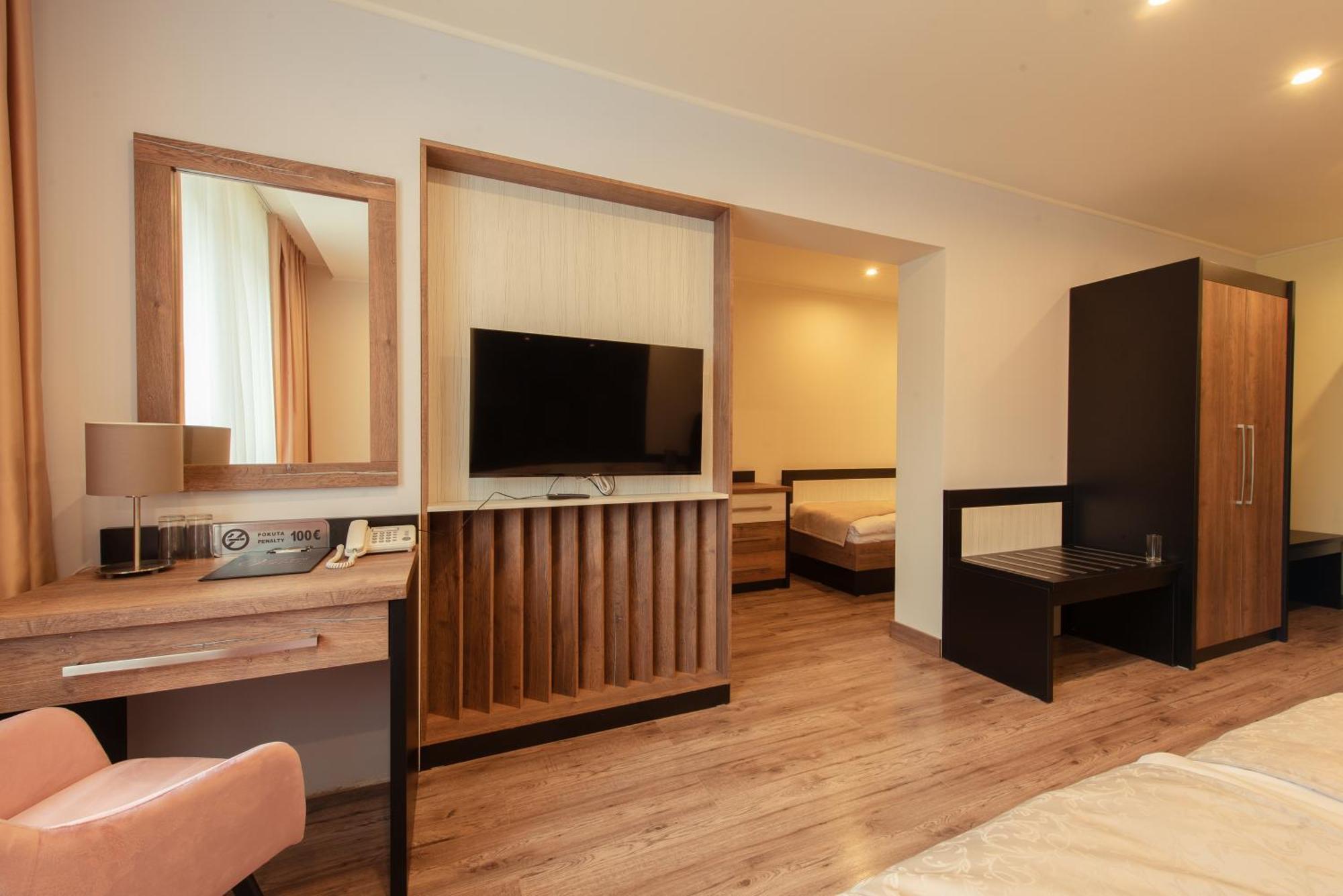 Hotel Viktor Bratislava Extérieur photo
