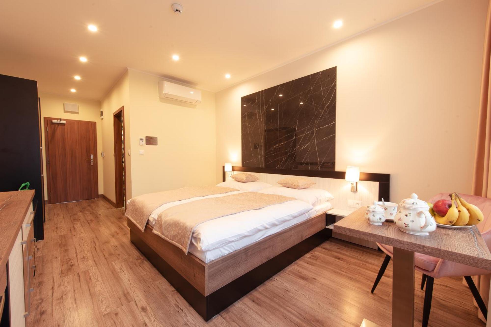 Hotel Viktor Bratislava Extérieur photo