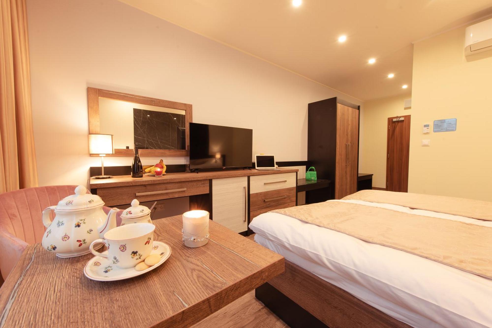Hotel Viktor Bratislava Extérieur photo