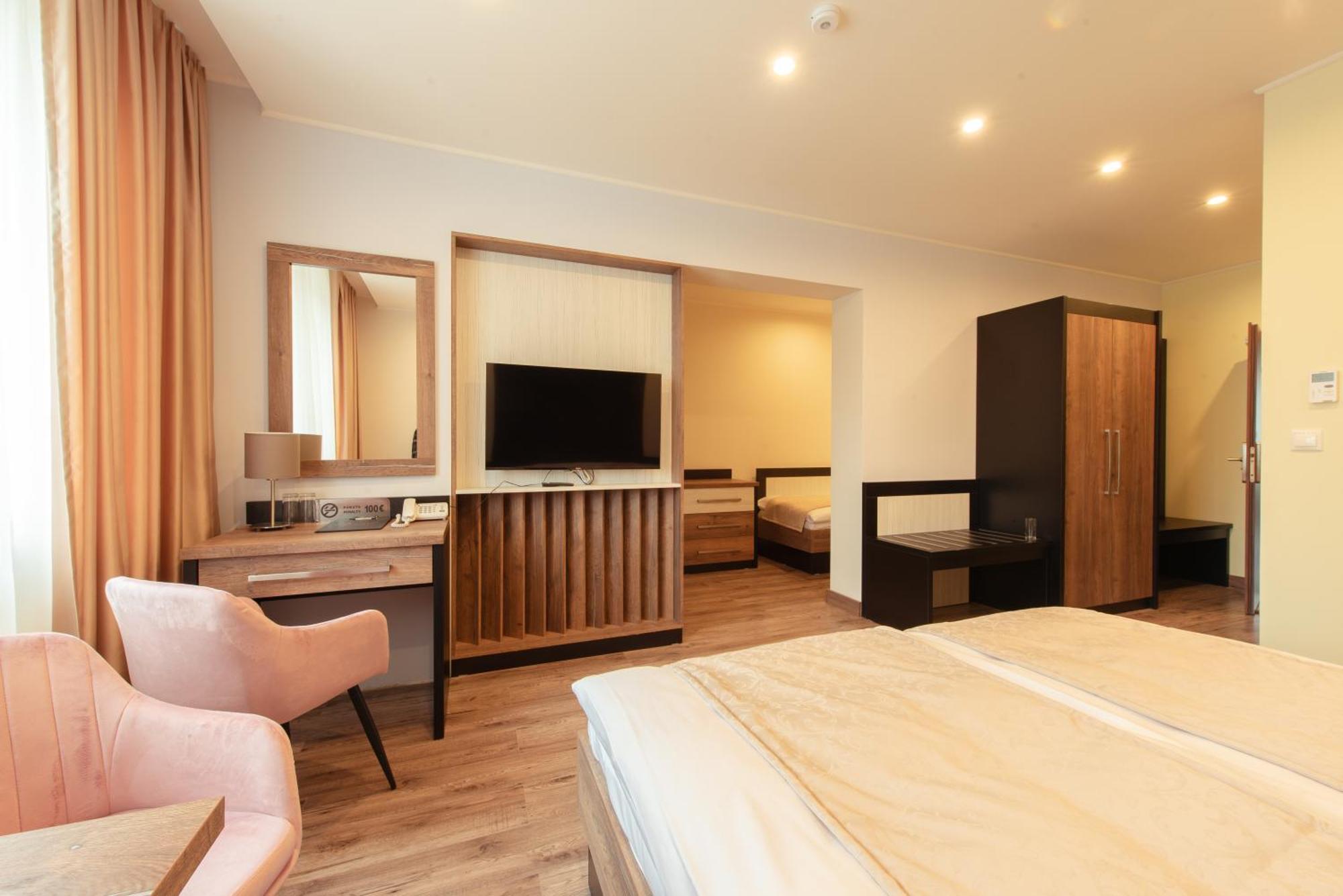Hotel Viktor Bratislava Extérieur photo