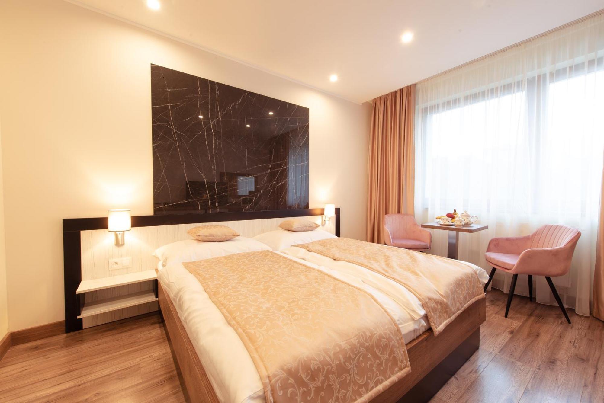 Hotel Viktor Bratislava Extérieur photo