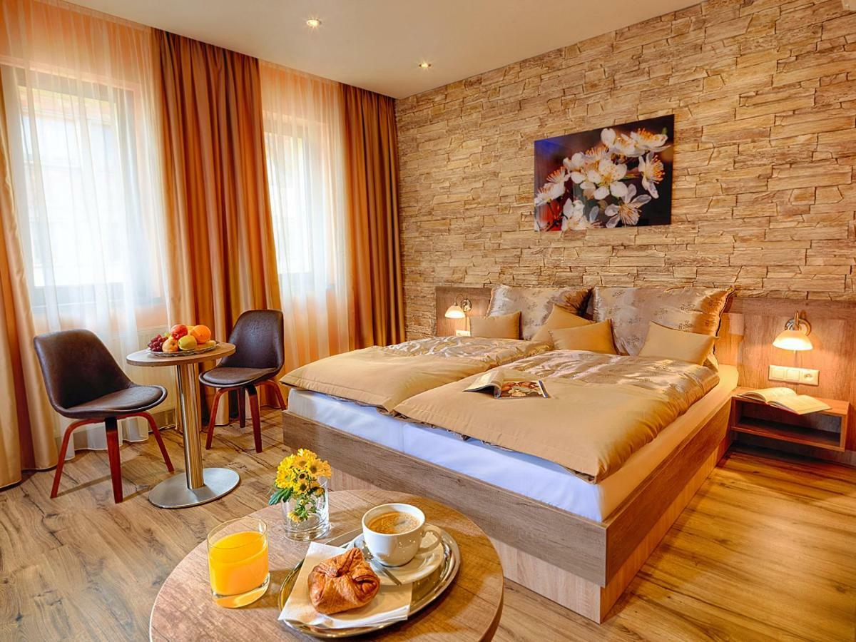 Hotel Viktor Bratislava Extérieur photo