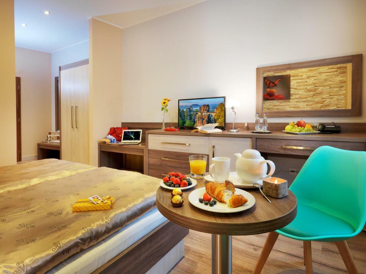 Hotel Viktor Bratislava Extérieur photo